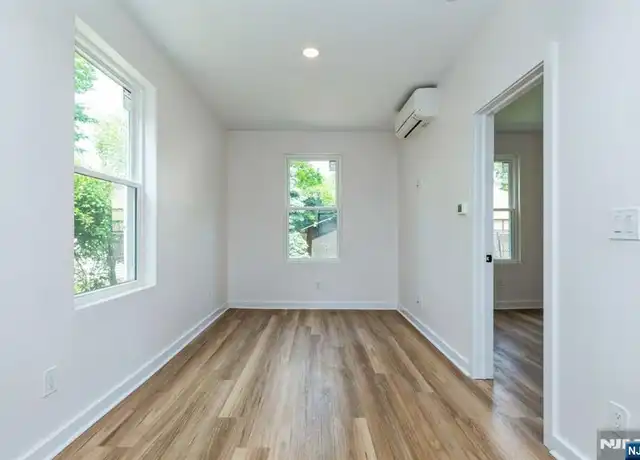 Property at 164 Glenwood Ave Unit 102, Bloomfield, NJ, 07003, 1 bed, 1 bath, [object Object]
