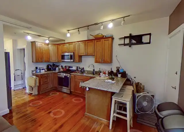 Property at 231 Norfolk St Unit 4, Cambridge, MA, 02139, 5 beds, 2 baths, [object Object]