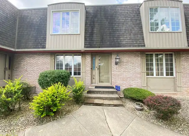 Property at 36 Lilac Ct, Schererville, IN, 46375, 2 beds, 1.5 baths, [object Object]
