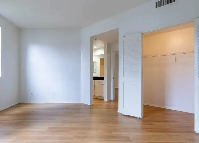 Photo of 35 Via Lucca, Irvine, CA 92612