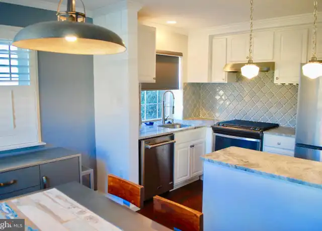 Property at 5310 8th Rd S #2, Arlington, VA, 22204, 1 bed, 1 bath, [object Object]