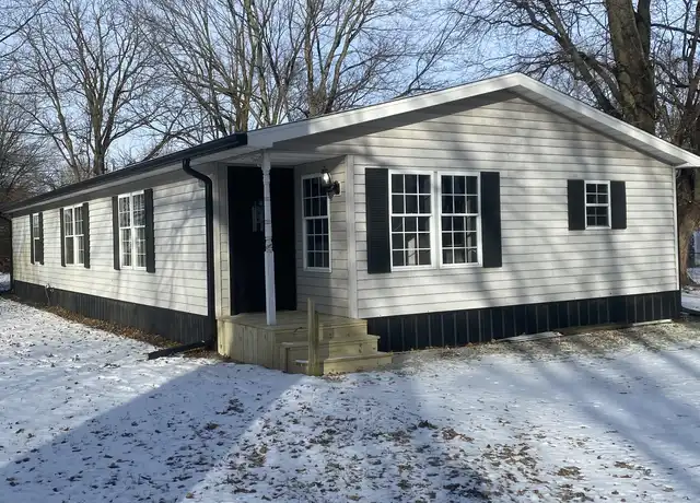 Property at 1910 W Reed St, Miami, IN, 46959, 3 beds, 2 baths, [object Object]