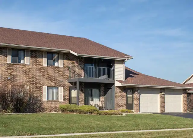 Property at 7911 60th Ave Unit 202, Kenosha, WI, 53142, 2 beds, 1 bath, [object Object]