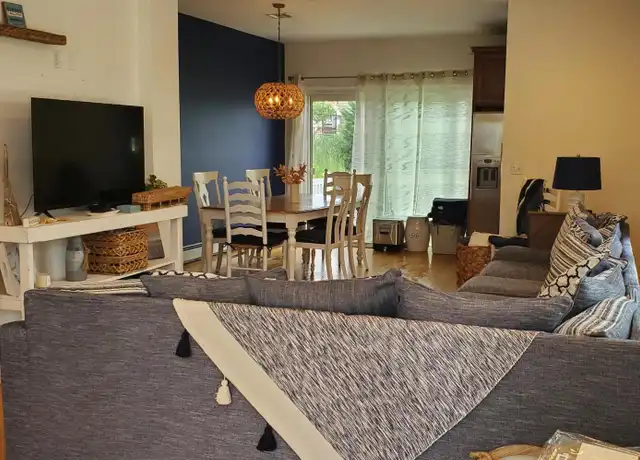 Property at 14 W Marion St, Mantoloking, NJ, 08738, 2 beds, 2 baths, [object Object]