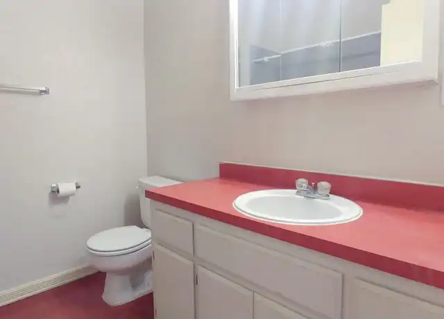 Property at 421 Broadway Blvd SE Unit 5, Albuquerque, NM, 87102, 1 bed, 1 bath, [object Object]