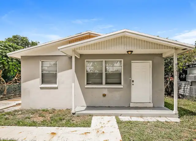 Property at 933 Camellia Rd, West Palm Beach, FL, 33405, 3 beds, 1 bath, [object Object]