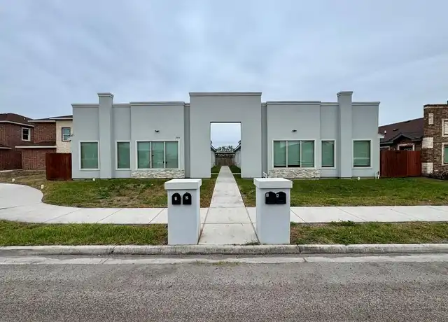 Property at 2606 Primrose Ave Apt 4, Edinburg, TX, 78541, 2 beds, 2 baths, [object Object]