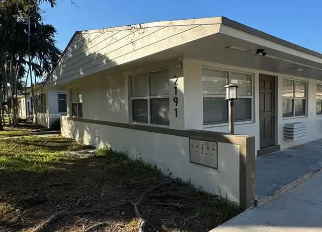 Property at 2191 NE 167th St Unit 1, North Miami Beach, FL, 33162, 1 bed, 1 bath, [object Object]