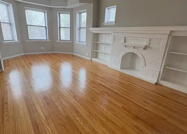Property at 5826 W Washington Blvd Unit WA 28-2, Chicago, IL, 60644, 2 beds, 1 bath, [object Object]