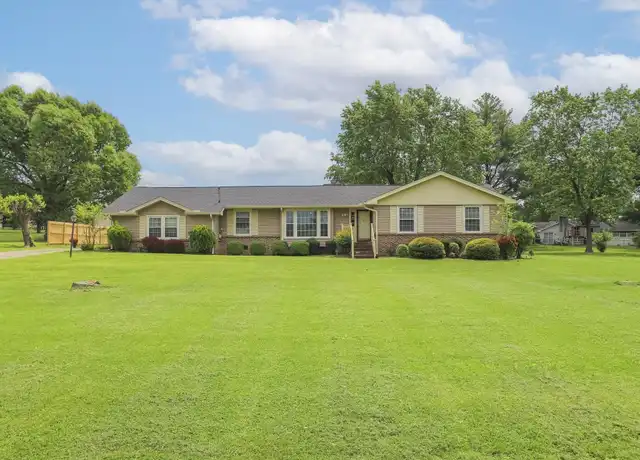 Property at 505 W Angela Cir, Goodlettsville, TN, 37072, 3 beds, 2 baths, [object Object]