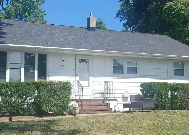 Property at 189 Whale Pond Rd, Oakhurst, NJ, 07755, 3 beds, 2 baths, [object Object]