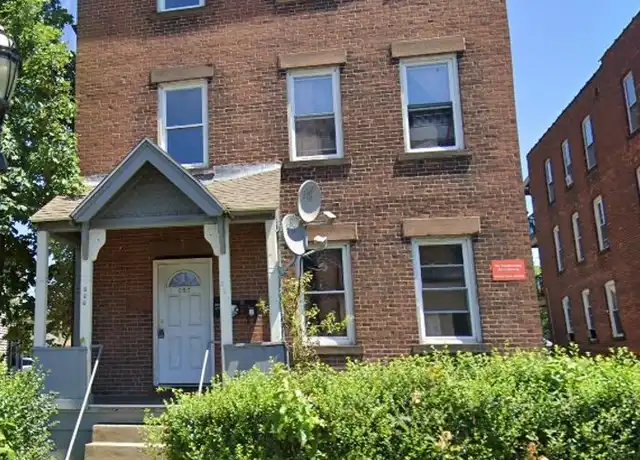 Property at 528 Broad St Unit 3rd Floor, Hartford, CT, 06106, 3 beds, 1 bath, [object Object]