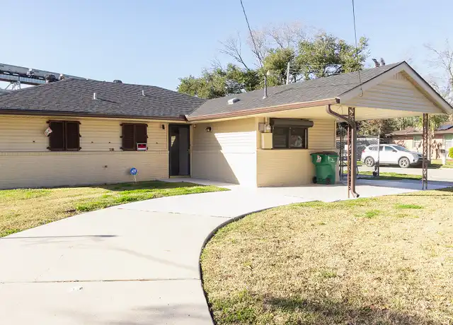 Property at 900 Barnes St, Westwego, LA, 70094, 3 beds, 1.5 baths, [object Object]