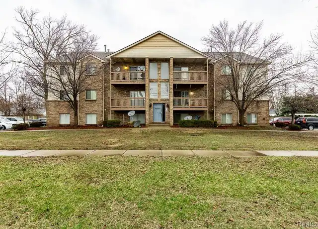 Property at 35390 Van Born Rd #202, Wayne, MI, 48184, 2 beds, 1 bath, [object Object]