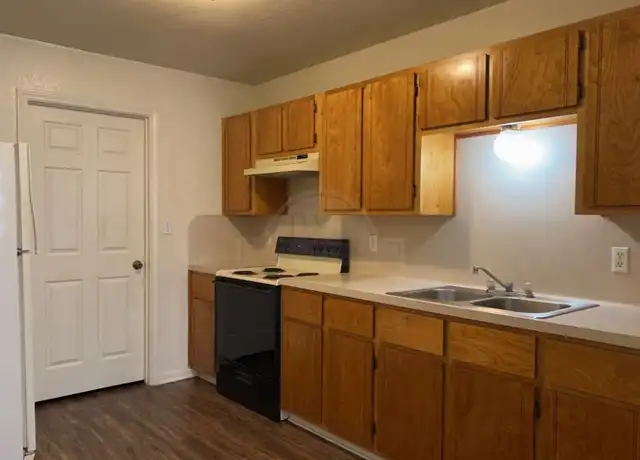 Property at 204 West Avenue F Unit B, Copperas Cove, TX, 76522, 2 beds, 1 bath, [object Object]