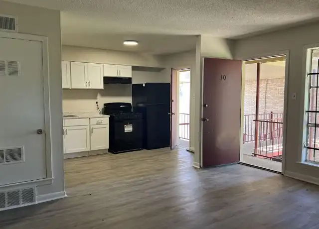 Property at 888 Kerr Ave Unit 28, Memphis, TN, 38106, 2 beds, 1 bath, [object Object]