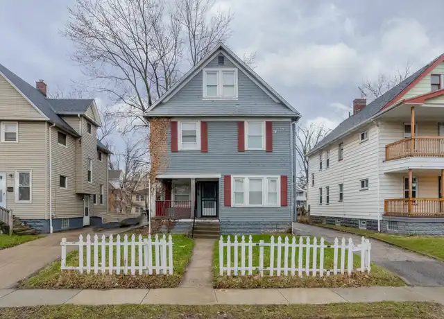 Property at 10618 Crestwood Ave, Cleveland, OH, 44104, 4 beds, 1 bath, [object Object]