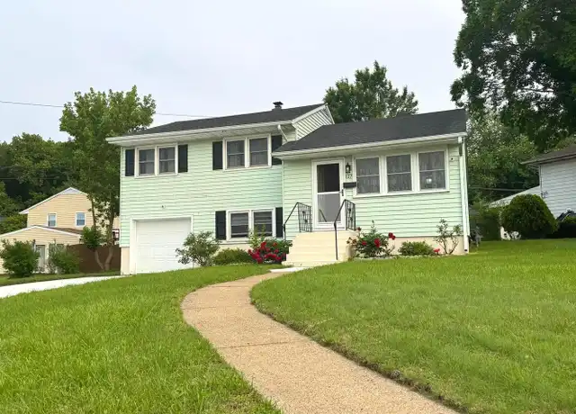 Property at 127 Karlyn Dr, New Castle, DE, 19720, 3 beds, 2 baths, [object Object]