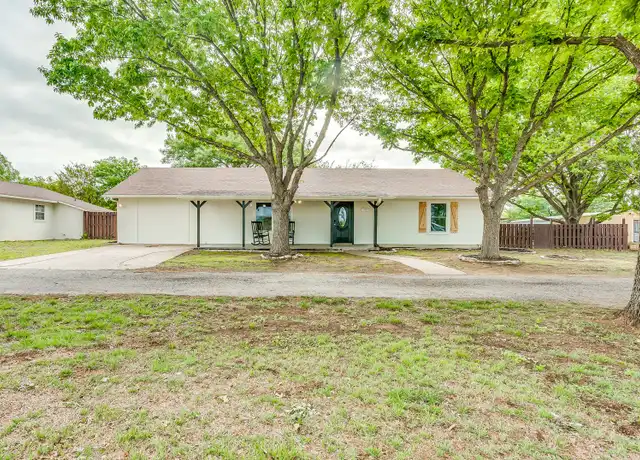 Property at 637 Old Brock Rd, Weatherford, TX, 76088, 3 beds, 2.5 baths, [object Object]