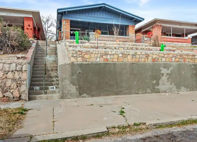 Property at 1019 E California Ave, El Paso, TX, 79902, 3 beds, 2 baths, [object Object]