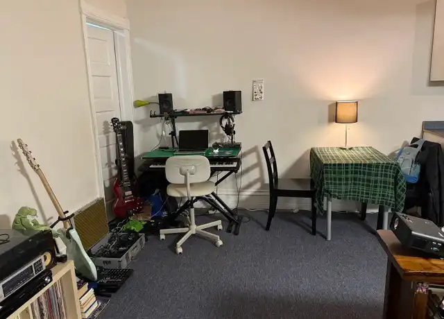 Property at 4716 Cedar Ave Unit 3R, Philadelphia, PA, 19143, 1 bed, 1 bath, [object Object]