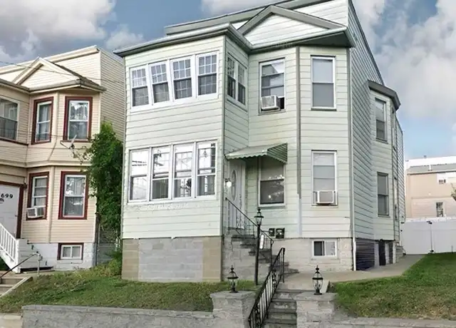 Property at 703 Schuyler Ave Unit 2, Kearny, NJ, 07032, 3 beds, 1 bath, [object Object]