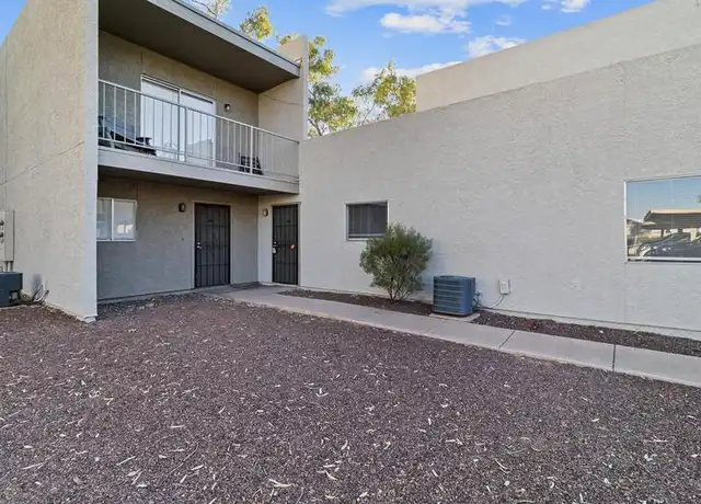 Property at 2831 E Monte Cristo Ave Apt 201, Phoenix, AZ, 85032, 2 beds, 2 baths, [object Object]
