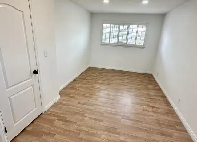 Property at 3030 Plaza St, Las Vegas, NV, 89121, 4 beds, 2 baths, [object Object]