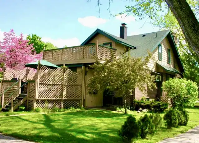 Property at 739 S Alexander Ave Unit 3, Royal Oak, MI, 48067, 1 bed, 1 bath, [object Object]