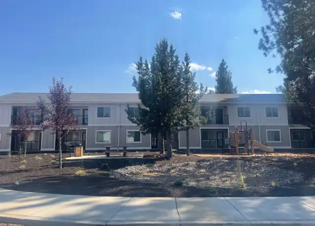 Property at 960 W Felicity Ln Bldg C, Sisters, OR, 97759, 2 beds, 1 bath, [object Object]