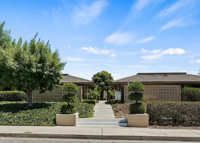 Photo of 450 Vista Dr, Claremont, CA 91711