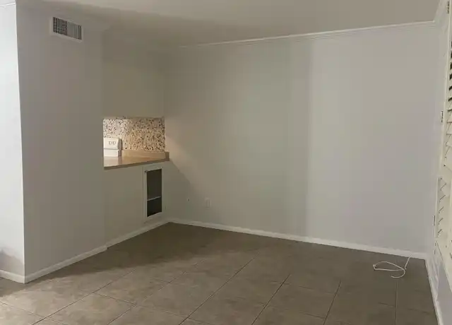 Property at 3737 E Turney Ave #120, Phoenix, AZ, 85018, 1 bed, 1 bath, [object Object]