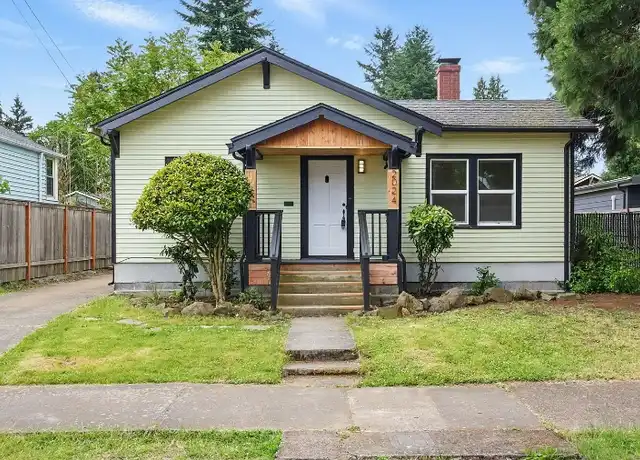 Property at 2024 NE Highland St, Portland, OR, 97211, 3 beds, 1 bath, [object Object]