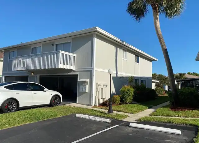Property at 3291 Royal Canadian Trce #4, Fort Myers, FL, 33907, 2 beds, 1 bath, [object Object]