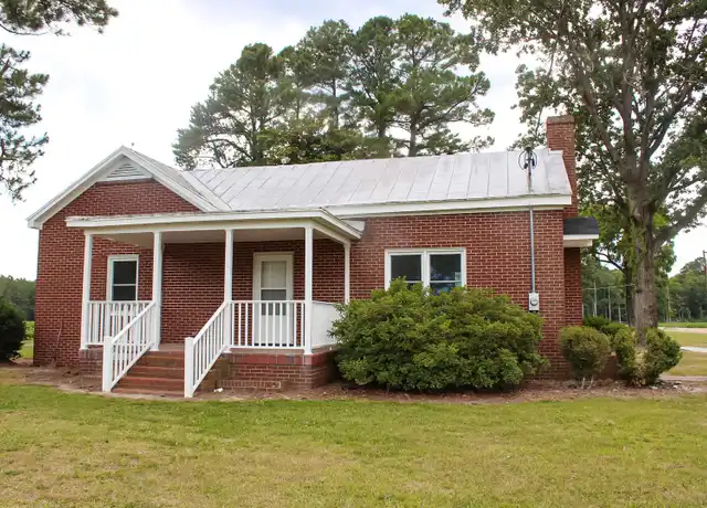 Property at 5941 B Hornes Church Rd, Wilson, NC, 27896, 2 beds, 1 bath, [object Object]
