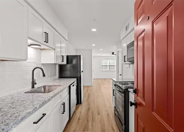 Property at 125 13th NW Unit 201, Paris, TX, 75460, 2 beds, 1 bath, [object Object]