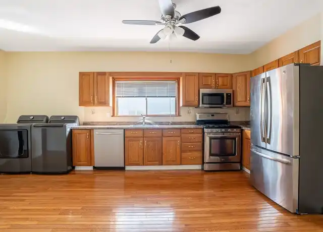 Property at 97 Glen St Unit 2, Somerville, MA, 02145, 3 beds, 1 bath, [object Object]