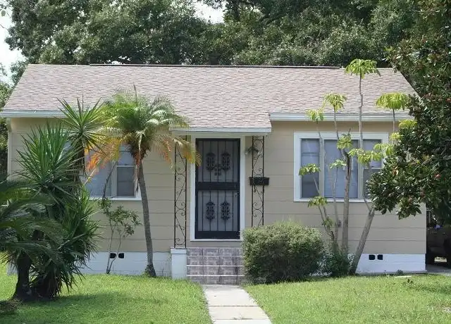 Property at 2501 8th St S, Saint Petersburg, FL, 33705, 3 beds, 1 bath, [object Object]