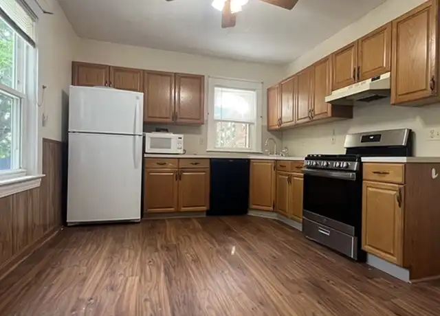 Property at 59 Dewey Rd Unit 1, Braintree, MA, 02184, 3 beds, 1 bath, [object Object]