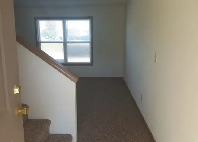 Property at 2758 S Glenview Ave Unit 2758 Glenview, Springfield, MO, 65804, 3 beds, 2.5 baths, [object Object]