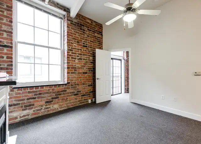 Property at 1321 E Main St Unit 302, Richmond, VA, 23219, 1 bed, 1 bath, [object Object]