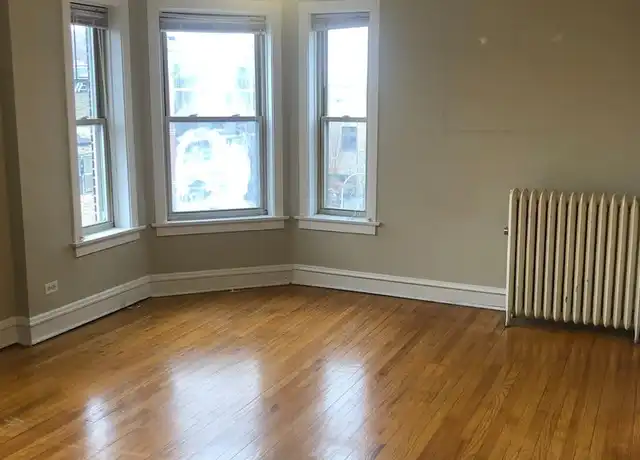 Property at 1064 W Cornelia Ave Unit 3, Chicago, IL, 60657, 1 bed, 1 bath, [object Object]