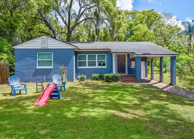 Property at 2121 Forest Cir, Orlando, FL, 32803, 3 beds, 2 baths, [object Object]