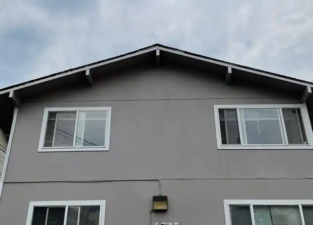 Property at 1152105 - 4725 38th Ave S, Seattle, WA, 98118, 2 beds, 1 bath, [object Object]