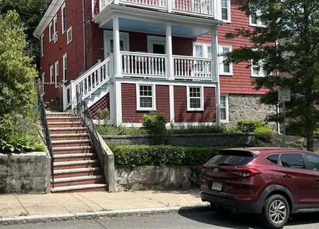 Property at 198 Wachusett St Unit 1, Jamaica Plain, MA, 02130, 2 beds, 1 bath, [object Object]