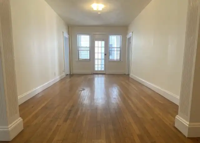Property at 19 Melvin Ave Unit 4, Brighton, MA, 02135, 3 beds, 1 bath, [object Object]
