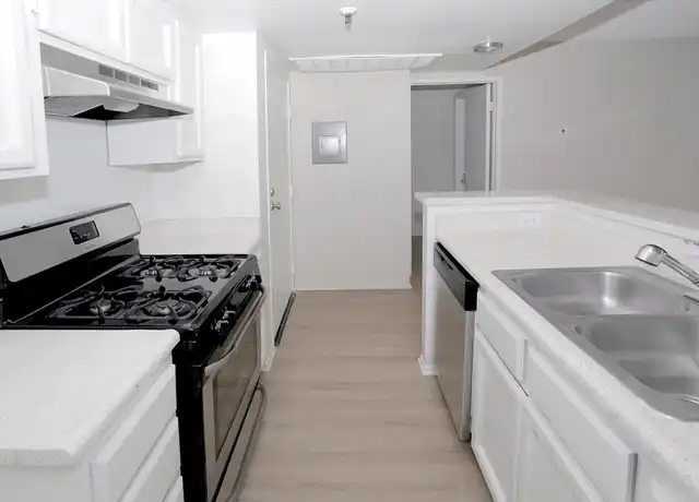 Property at Hollywood Terrace - 6550 Yucca St, Los Angeles, CA, 90028, 2 beds, 2 baths, [object Object]