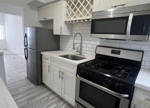 Property at 8135 Crespi Blvd Unit 2, Miami Beach, FL, 33141, 1 bed, 1 bath, [object Object]