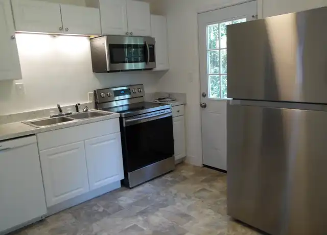 Property at 421 Orange St, Tuscaloosa, AL, 35401, 2 beds, 1 bath, [object Object]