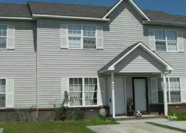 Property at 965 W Pueblo Dr, Jacksonville, NC, 28546, 2 beds, 2.5 baths, [object Object]